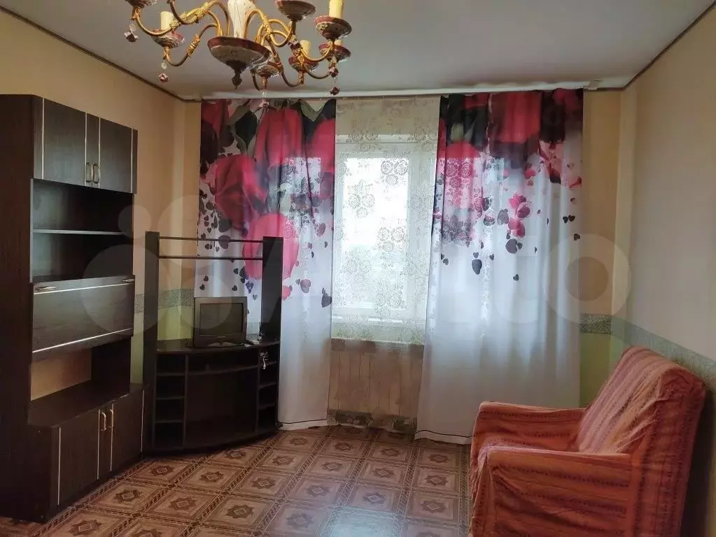 1-к. квартира, 40 м, 7/10 эт. - Фото 0