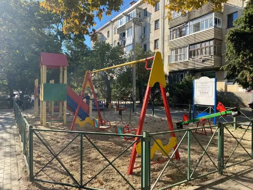 3-к кв. Севастополь ул. Репина, 4 (59.0 м) - Фото 2