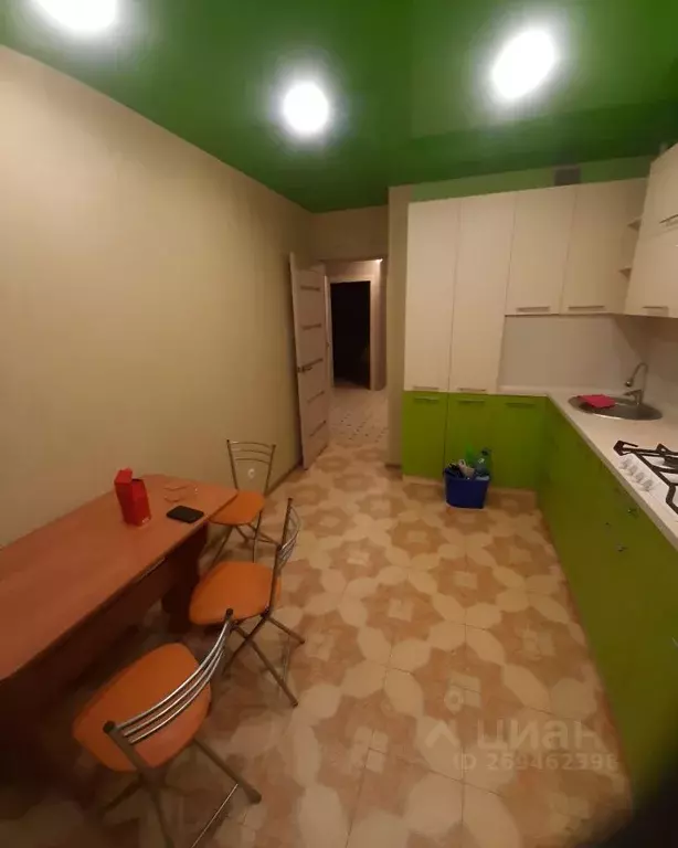 3-к кв. Смоленская область, Смоленск ул. Черняховского, 15 (100.0 м) - Фото 2