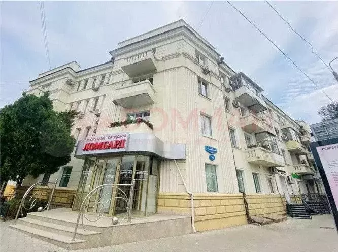 Комната 30 м в 4-к., 4/4 эт. - Фото 0