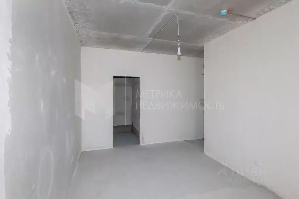 2-к кв. Тюменская область, Тюмень ул. Разведчика Кузнецова, 16 (67.0 ... - Фото 1