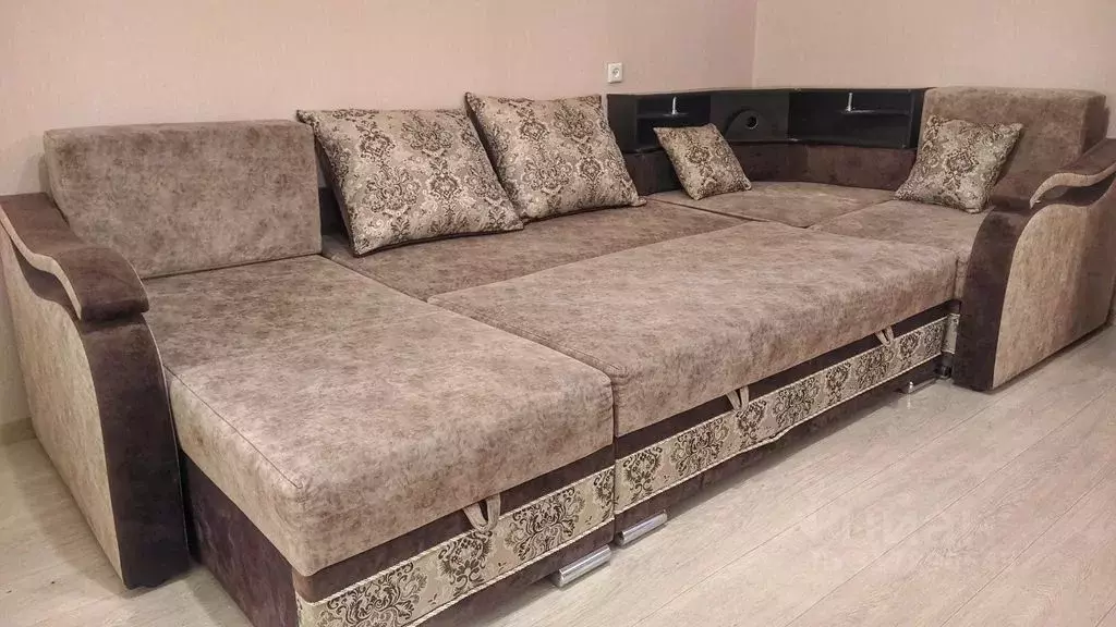 1-к кв. Тюменская область, Тюмень ул. 9 Января, 164к1 (48.0 м) - Фото 0