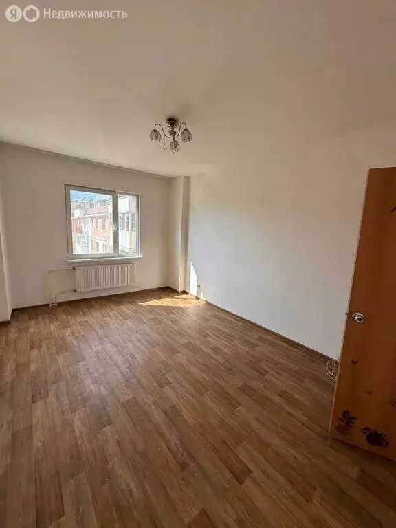 3-комнатная квартира: Петергоф, Ропшинское шоссе, 3к4 (66.8 м) - Фото 1
