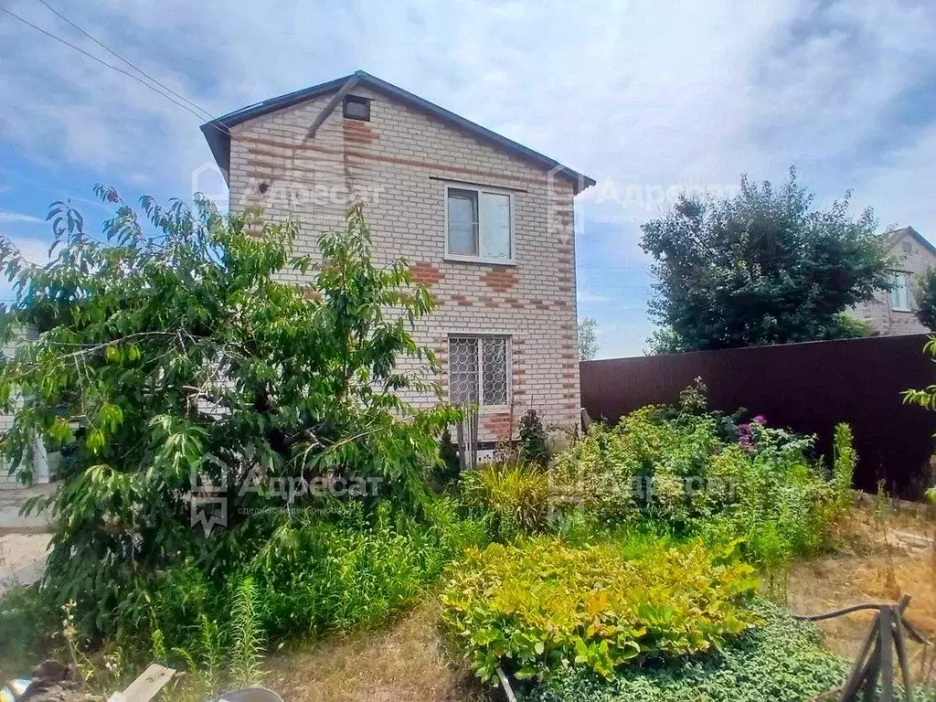 Дом в Волгоградская область, Среднеахтубинский район, Краснослободск ... - Фото 1