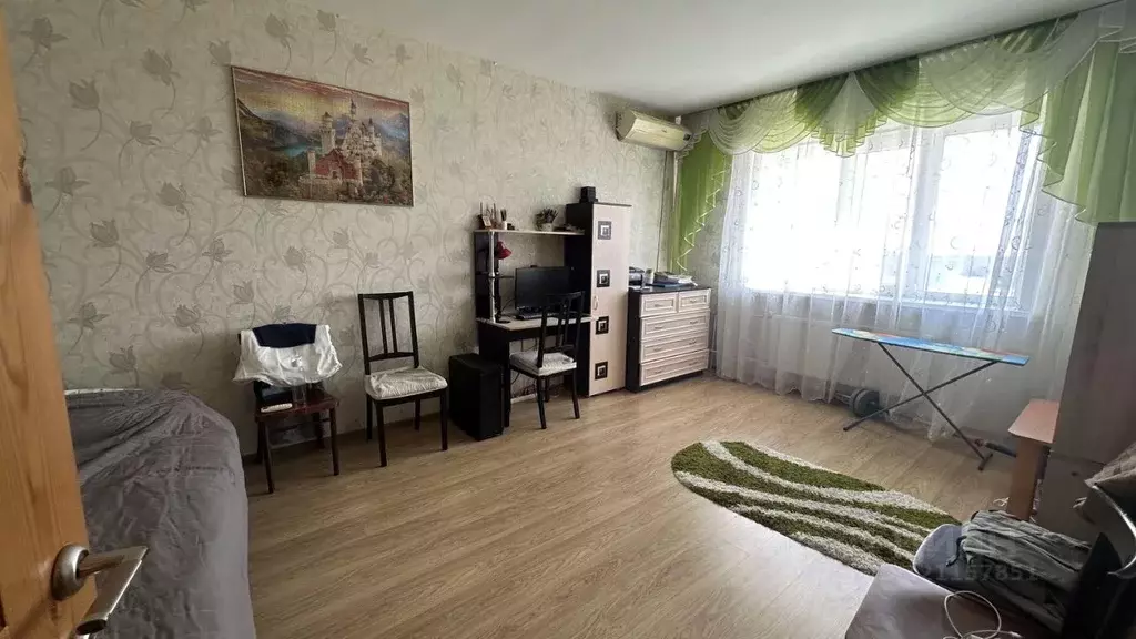 1-к кв. Волгоградская область, Волгоград ул. Базарова, 8 (41.5 м) - Фото 0
