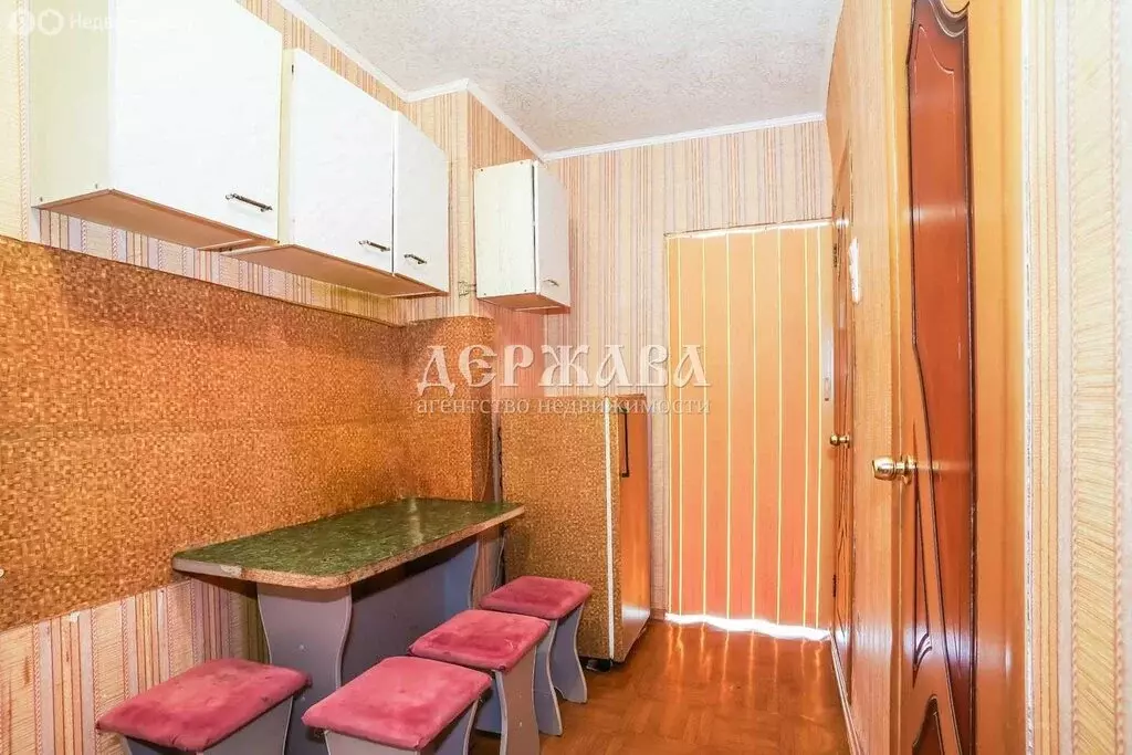 1-комнатная квартира: Старый Оскол, микрорайон Макаренко, 19 (37 м) - Фото 1