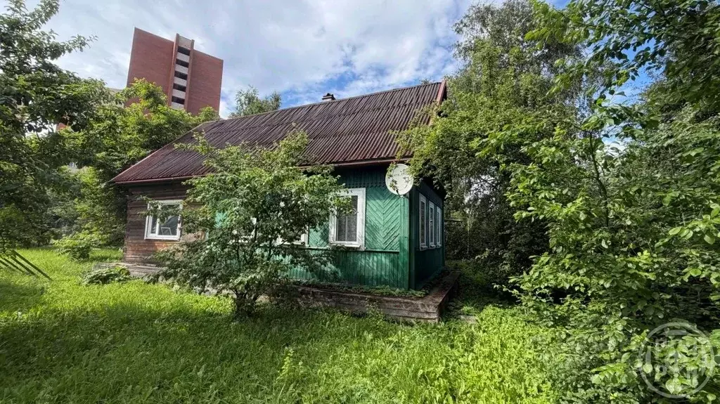 Дом в Санкт-Петербург, Санкт-Петербург, Петергоф ул. Цветочная, 79 (68 ... - Фото 1