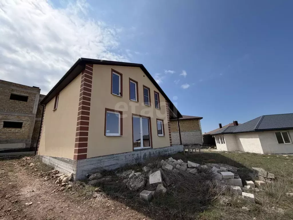 Дом в Севастополь ул. Бисти, 4 (135 м) - Фото 1