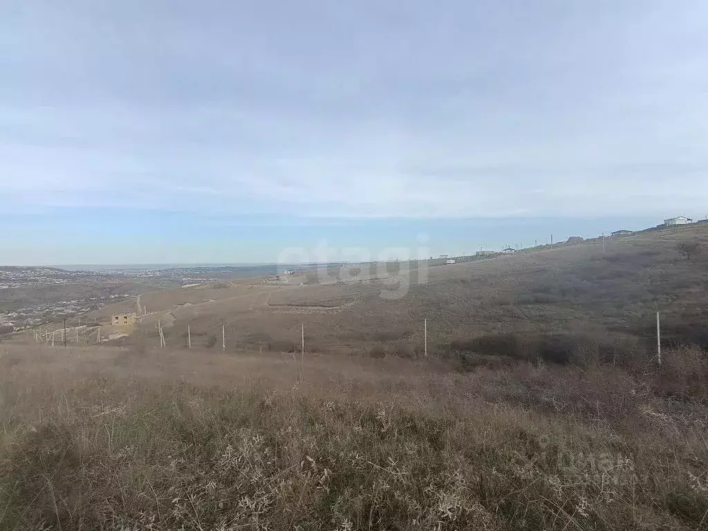 Участок в Крым, Симферопольский район, Перовское с/пос, с. Украинка ... - Фото 1