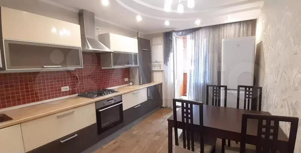 3-к. квартира, 97 м, 7/10 эт. - Фото 0