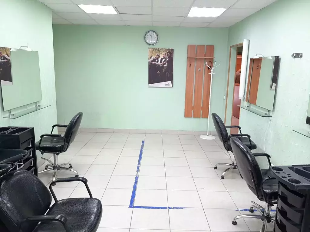 Помещение свободного назначения в Мурманская область, Мурманск ул. ... - Фото 1