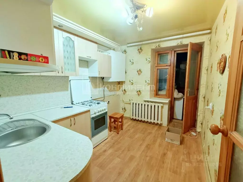 3-к кв. Владимирская область, Ковров ул. Пугачева, 35 (68.0 м) - Фото 0