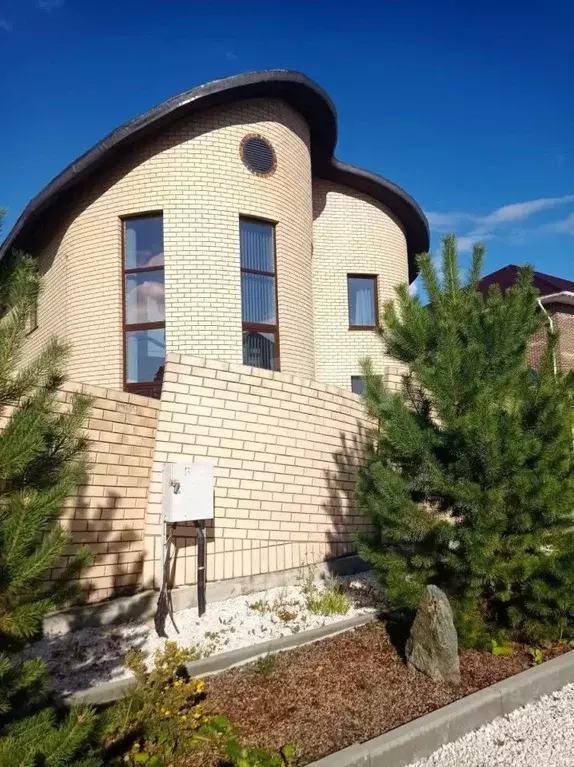 Дом в Тюменская область, Тюмень проезд 3-й Губернский (180 м) - Фото 1