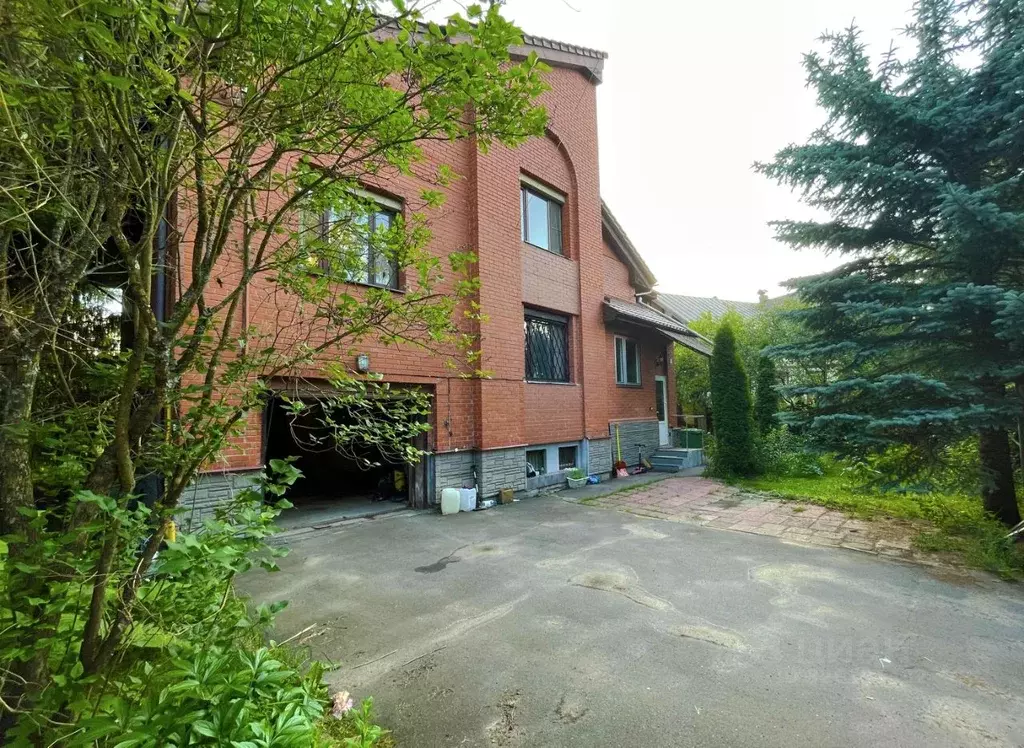 Дом в Московская область, Одинцовский городской округ, д. Ларюшино  ... - Фото 2