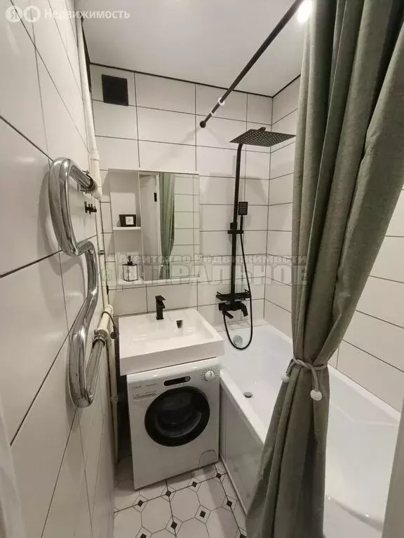 3-комнатная квартира: Смоленск, улица Кирова, 15 (58.6 м) - Фото 2