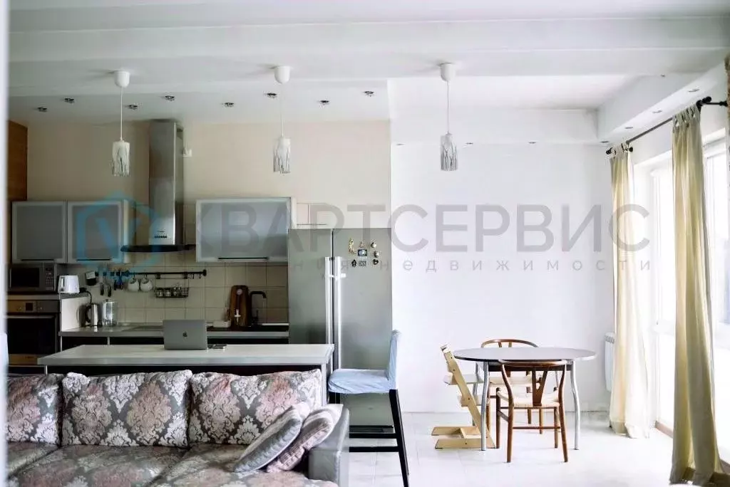 2-к кв. Омская область, Омск ул. Фрунзе, 1к3 (88.1 м) - Фото 0