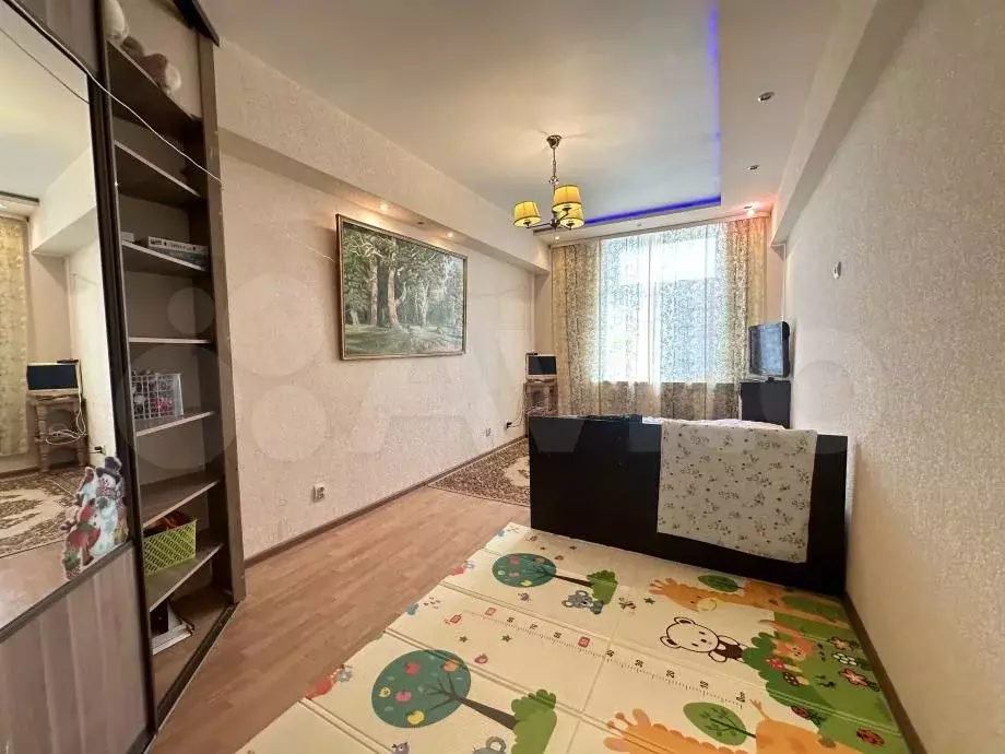 2-к. квартира, 60 м, 2/5 эт. - Фото 1