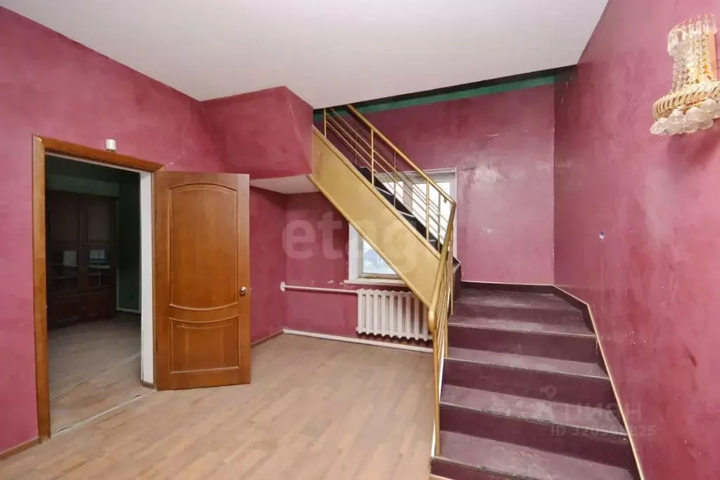 Дом в Саха (Якутия), Якутск Ильменская ул., 54 (399 м) - Фото 0