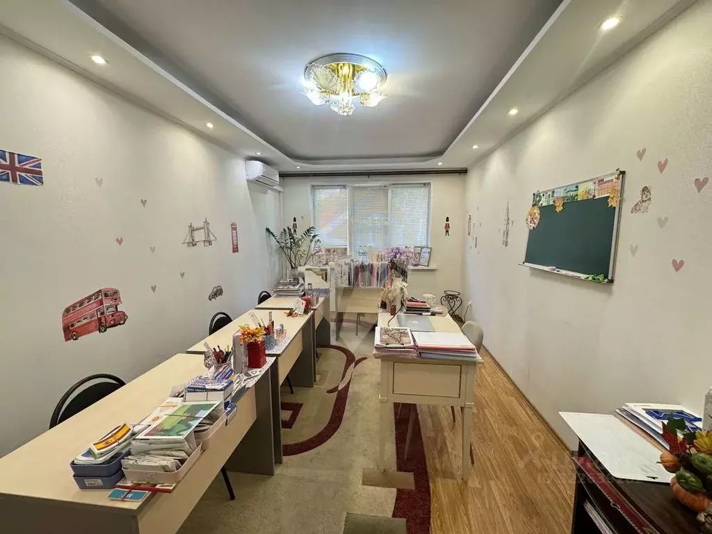 1-к кв. Белгородская область, Старый Оскол Жукова мкр, 9 (30.0 м) - Фото 2