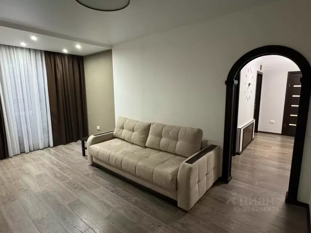 2-к кв. Саха (Якутия), Якутск ул. Дзержинского, 30 (64.0 м) - Фото 2