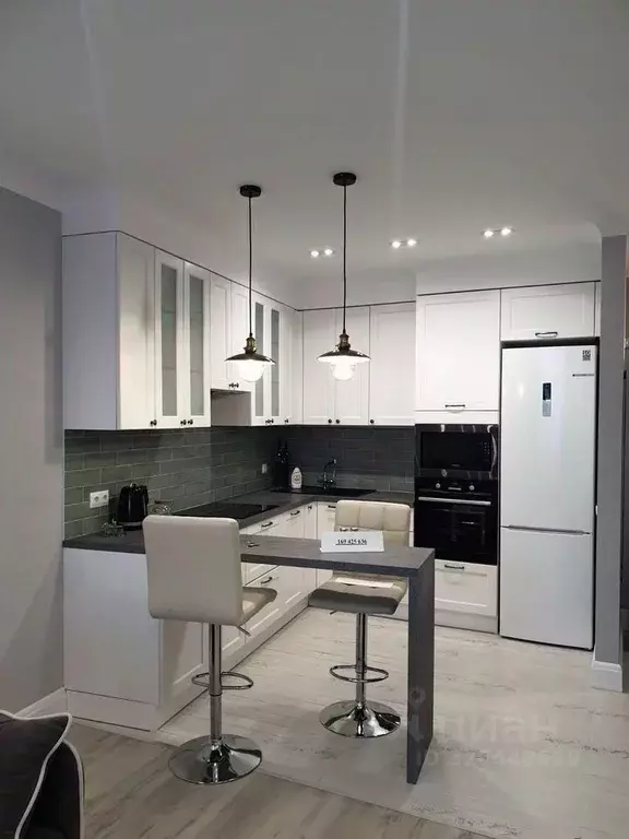 2-к кв. Краснодарский край, Сочи Светлана мкр, ул. Депутатская, 10 ... - Фото 1