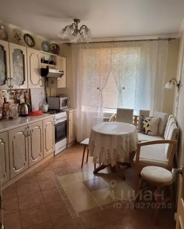 3-к кв. Московская область, пос. Власиха ул. Солнечная, 4 (70.0 м) - Фото 1