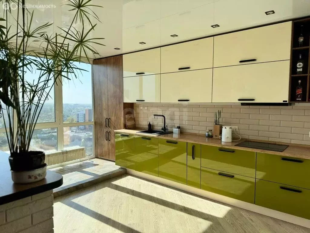 2-комнатная квартира: Энгельс, улица Свердлова, 13 (52.6 м) - Фото 1