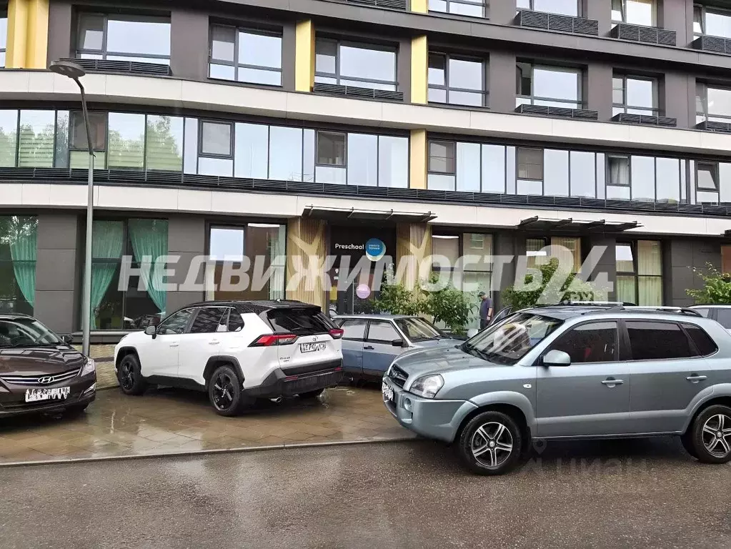 Помещение свободного назначения в Свердловская область, Екатеринбург ... - Фото 1
