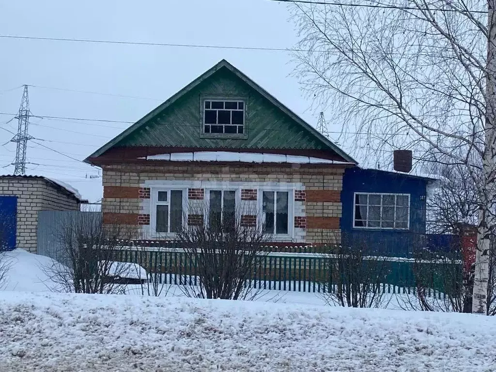 Дом в Марий Эл, Сернур городское поселение, Сернур пгт ул. ... - Фото 0