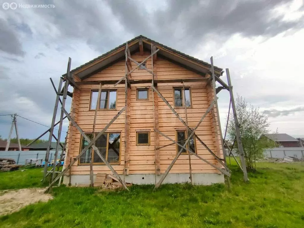Дом в Ярославский муниципальный округ, деревня Алешково, 13-й Лучистый ... - Фото 1