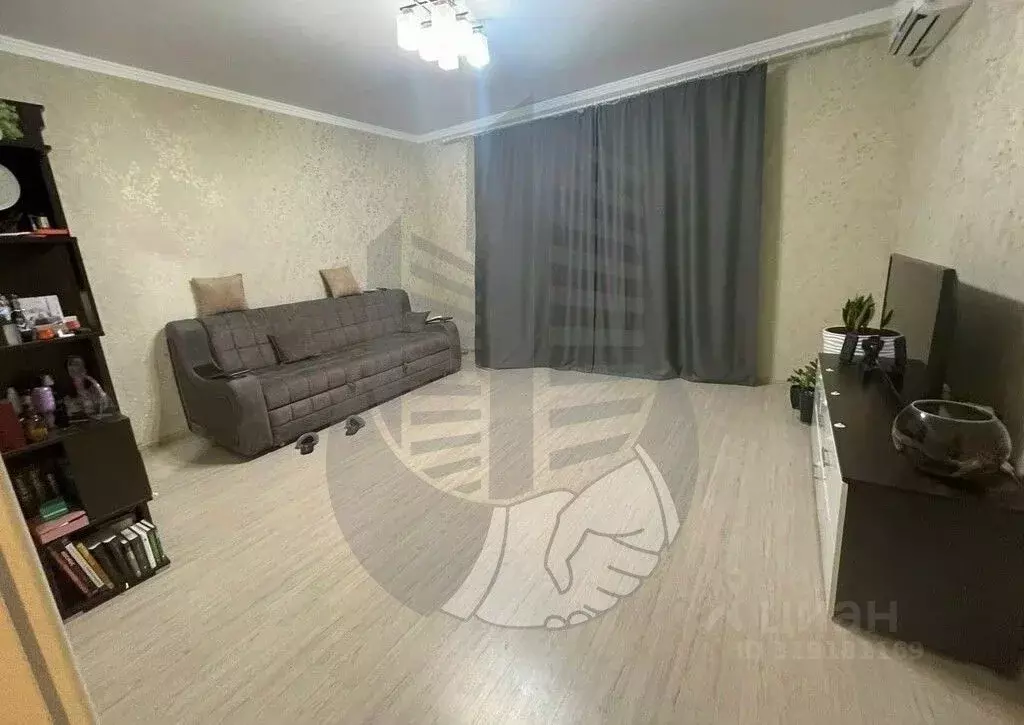 2-к кв. Краснодарский край, Краснодар ул. Героев-Разведчиков, 8к3 ... - Фото 0