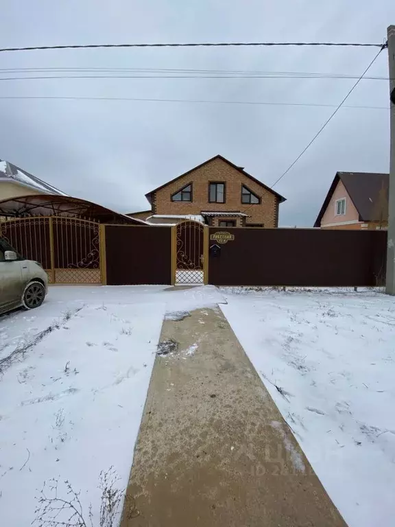 Дом в Оренбургская область, Оренбургский район, с. имени 9 Января ... - Фото 0