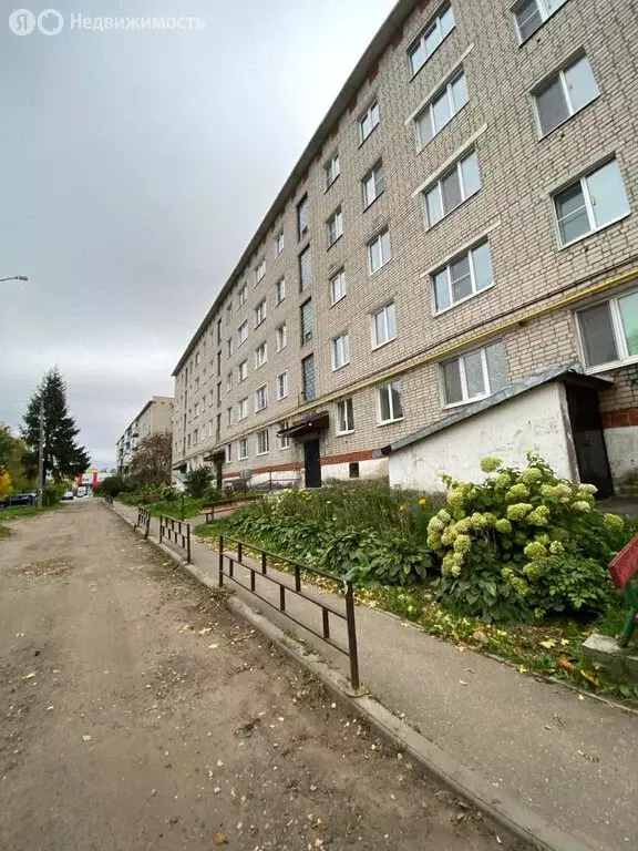 1-комнатная квартира: Кольчугино, улица Дружбы, 32 (37 м) - Фото 0