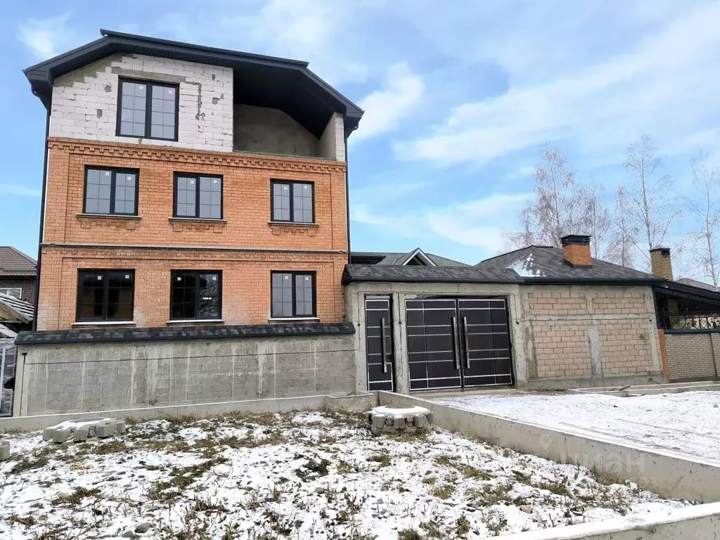 Дом в Ставропольский край, Пятигорск Рабоче-крестьянская ул., 32 (448 ... - Фото 1