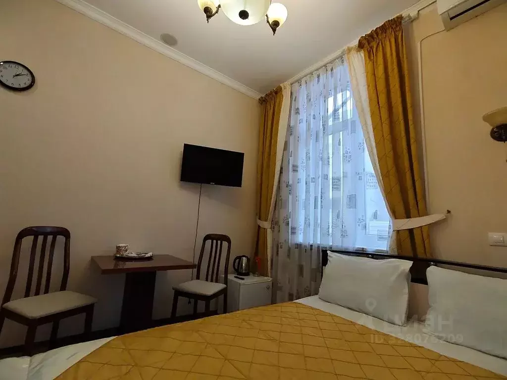 Комната Крым, Евпатория ул. Караева, 1 - Фото 2