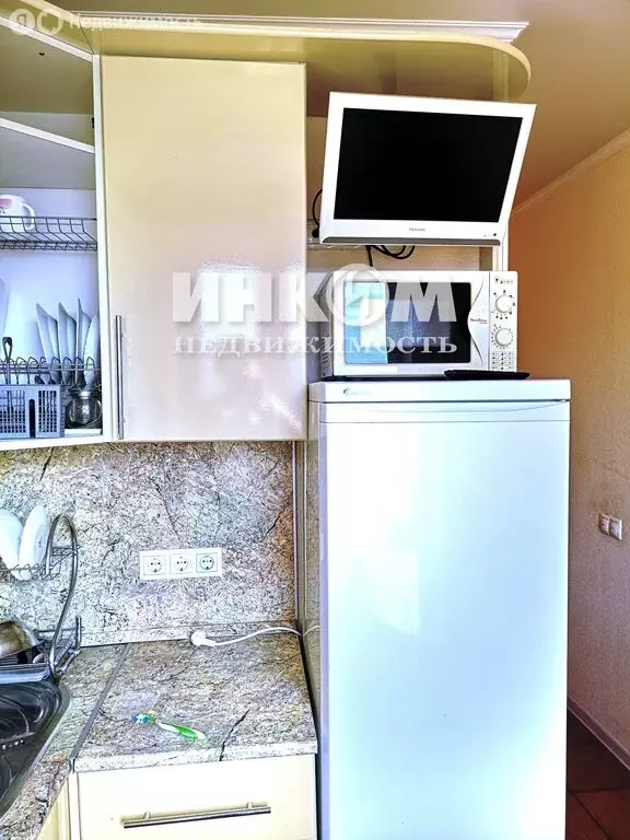 3-комнатная квартира: Москва, Первомайская улица, 94 (58 м) - Фото 1