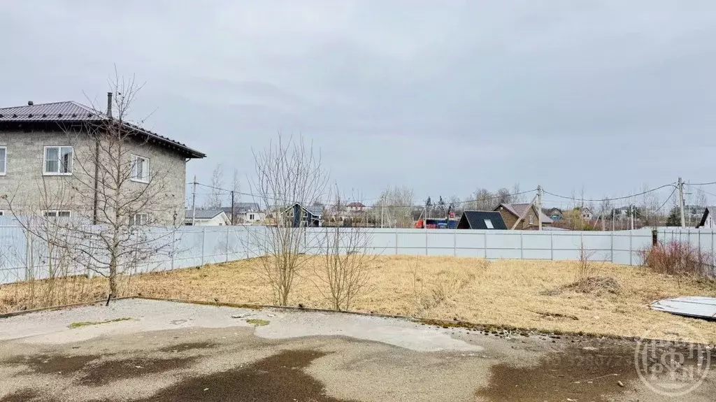 Участок в Ленинградская область, Ломоносовский район, Пениковское ... - Фото 1