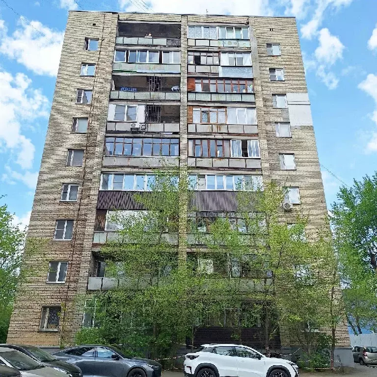 Продается комната в 3-комнатной квартире - Фото 0