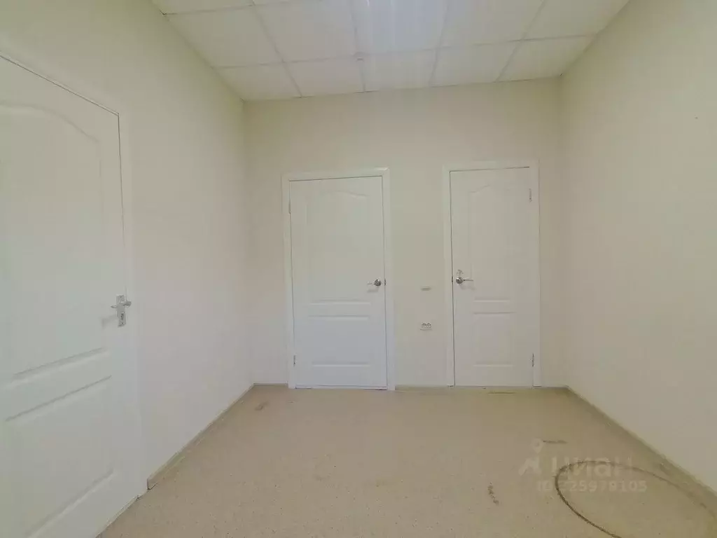 Офис в Астраханская область, Астрахань ул. Джона Рида, 41А (60 м) - Фото 1