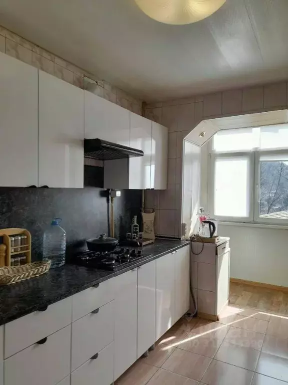 2-к кв. Краснодарский край, Сочи ВВС мкр,  (60.0 м) - Фото 0