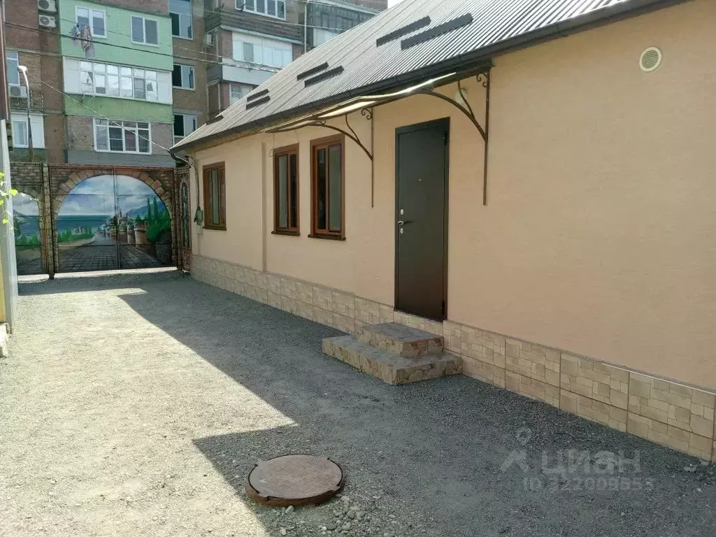 Дом в Северная Осетия, Моздок пл. 50 лет Октября, 25 (50 м) - Фото 1
