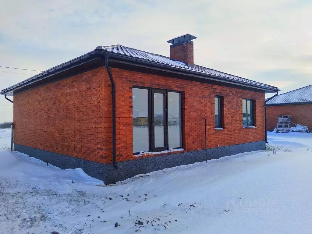 Дом в Белгородская область, Корочанский район, с. Погореловка, ... - Фото 2