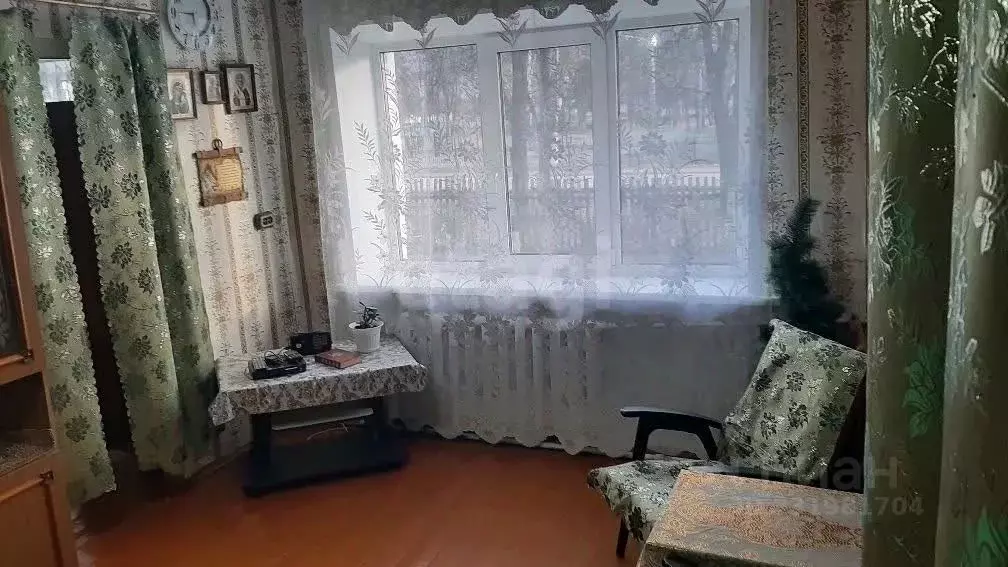 2-к кв. Чувашия, Урмары пгт ул. Ленина, 45 (44.4 м) - Фото 1