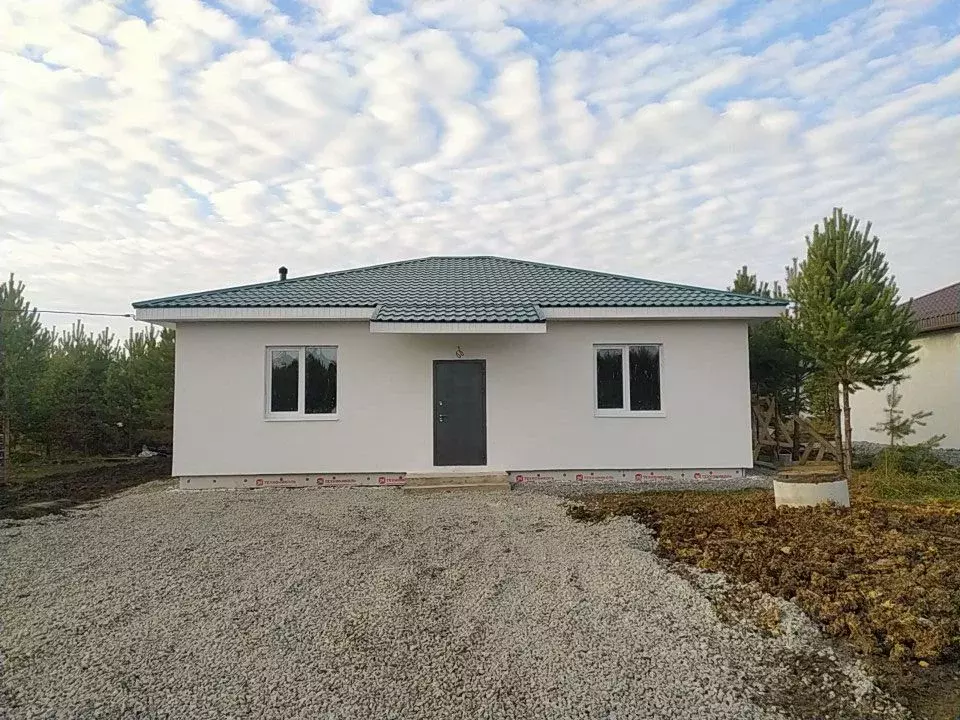 Дом в Свердловская область, Полевской муниципальный округ, с. ... - Фото 1