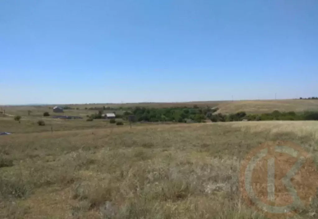 Участок в Крым, Симферопольский район, Перовское с/пос, с. ... - Фото 1