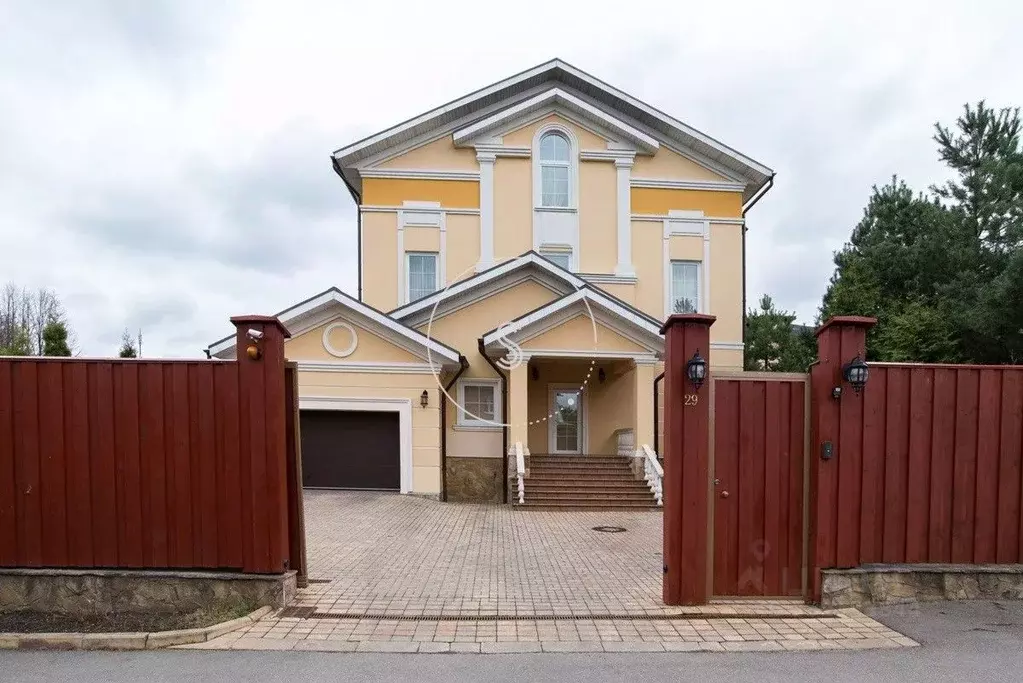 Дом в Московская область, Одинцовский городской округ, д. Калчуга ... - Фото 2