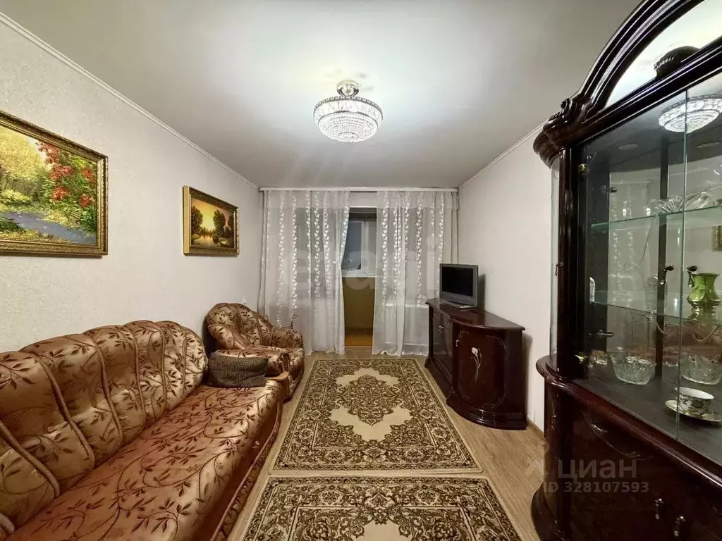 2-к кв. Тюменская область, Тюмень ул. 50 лет Октября, 64 (45.0 м) - Фото 2