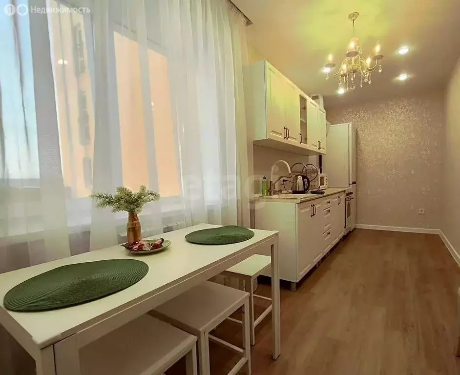 2-комнатная квартира: Иркутск, улица Сурнова, 30/2 (67 м) - Фото 2