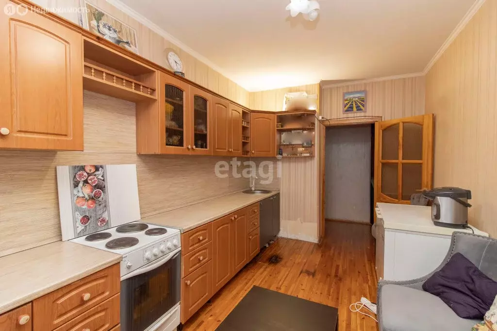 3-комнатная квартира: Тюмень, улица Котельщиков, 36 (89 м) - Фото 1