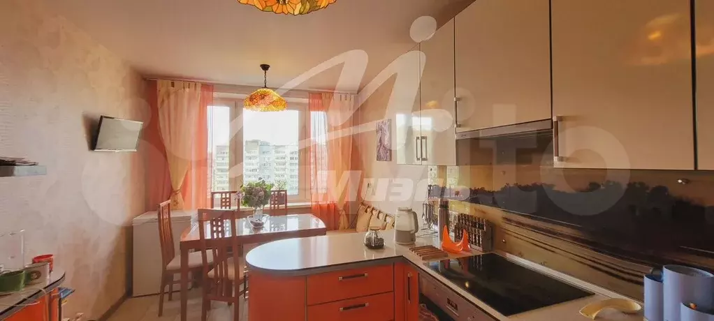 3-к. квартира, 90 м, 14/17 эт. - Фото 1